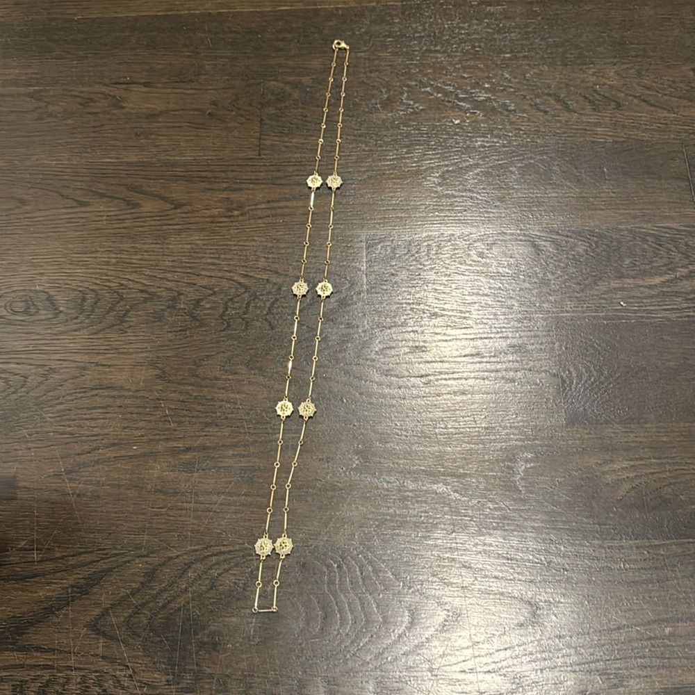 Banana republic necklace